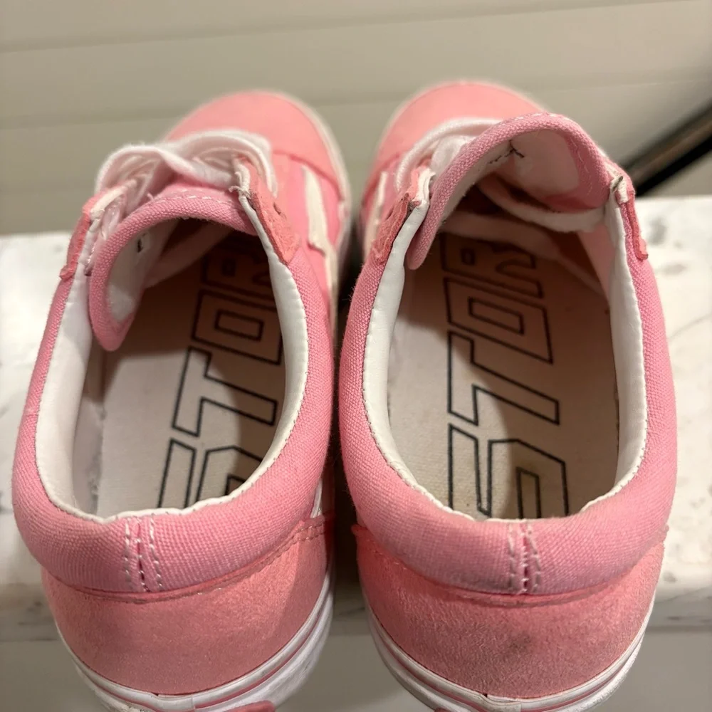 Revenge X Storm Pink Shoes women’s size 5.5